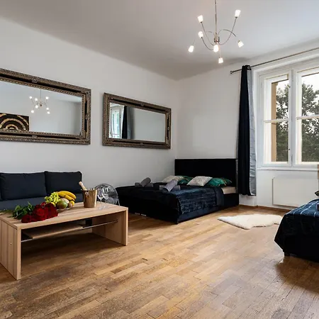 Daire Golden Aurora Prag